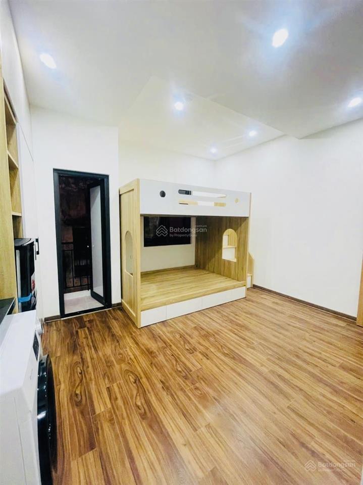 Bán toà chdv đường láng ngõ 3 gác thông thứ tung gần đh ngoại thương 58m2*5t 8pn, pccc