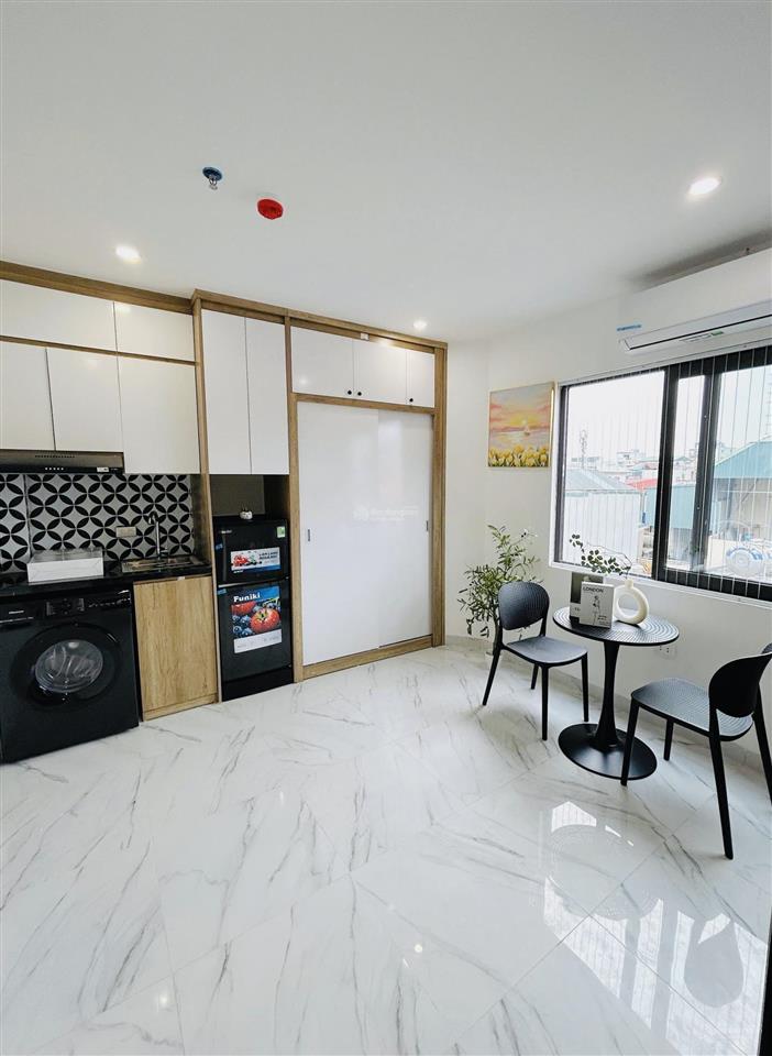 Bán toà chdv yên lãng ngõ 3 gác thông thứ tung gần đh ngoại thương 60m2*5t 8pn, pccc