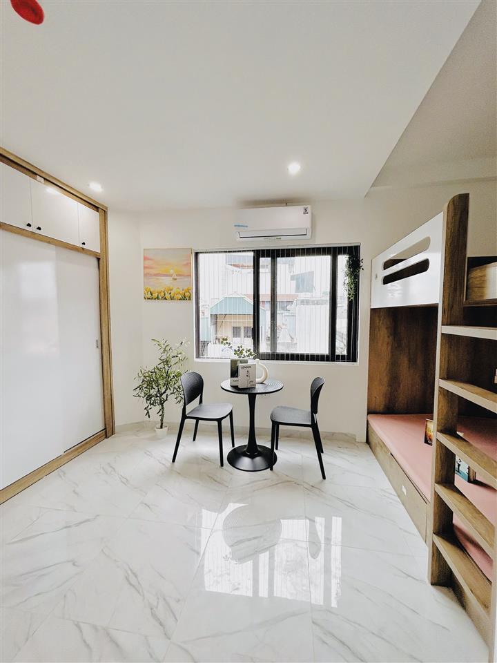 Bán toà chdv yên lãng ngõ 3 gác thông thứ tung gần đh ngoại thương 60m2*5t 8pn, pccc