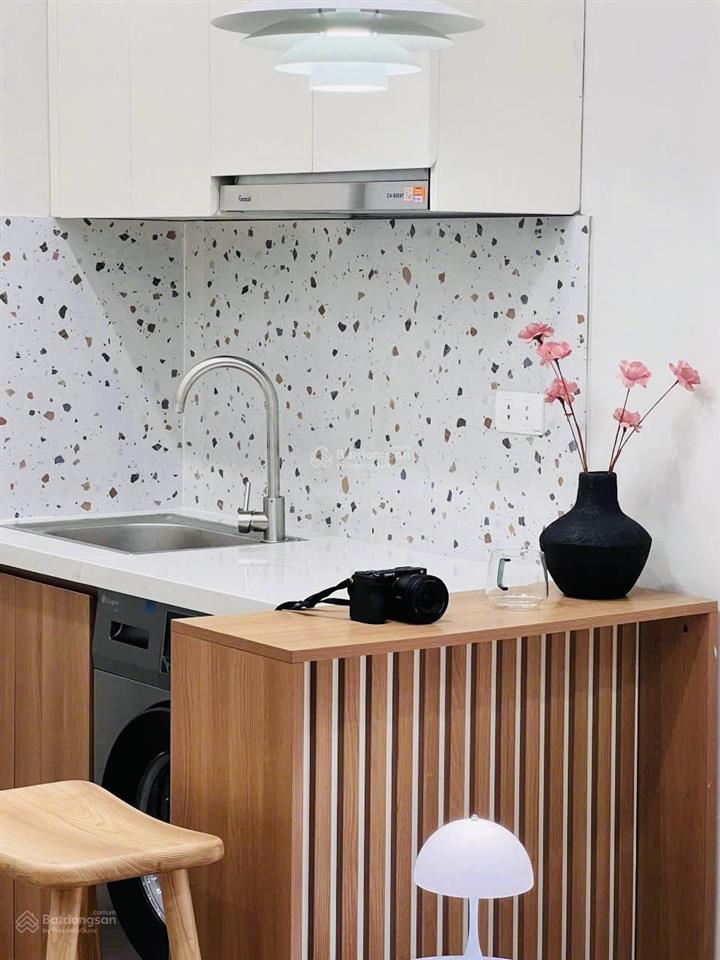 Bán toà chdv hào nam 2 thoáng trước sau ngõ thông kd gần hv âm nhạc 60m2*6t 10pn, pccc