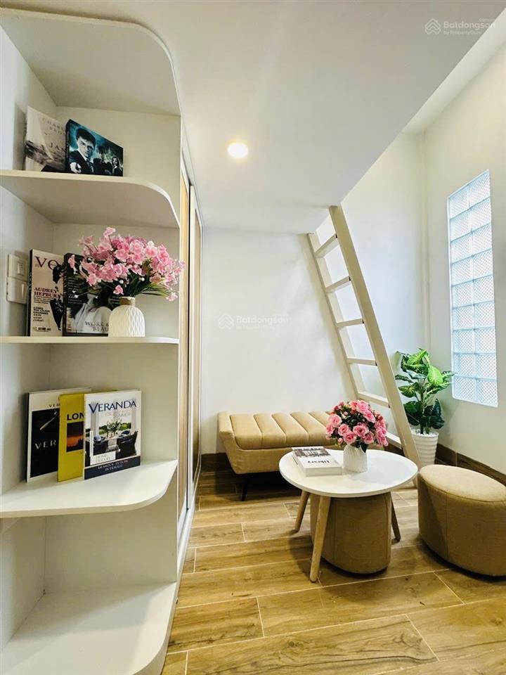 Bán toà chdv đường láng ngõ 3 gác thông thứ tung gần đh ngoại thương 60m2*5t 8pn, pccc chuẩn