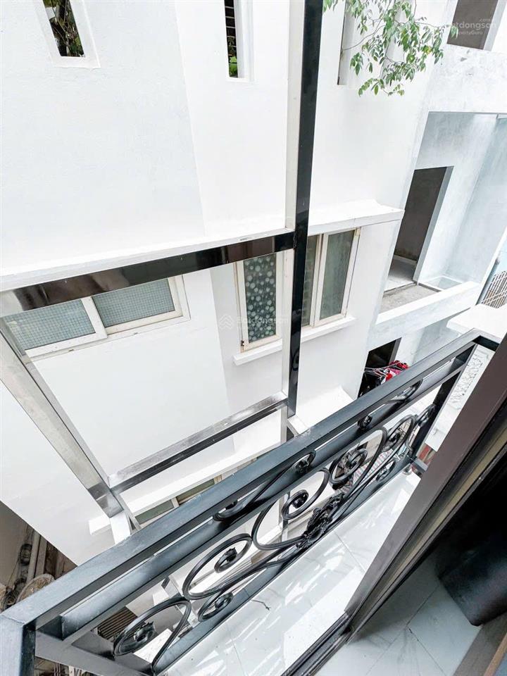 Siêu phẩm! toà chdv bạch mai sát mặt phố 50m2*6t thang máy 9pn dt 600tr/năm gần bách kinh xây