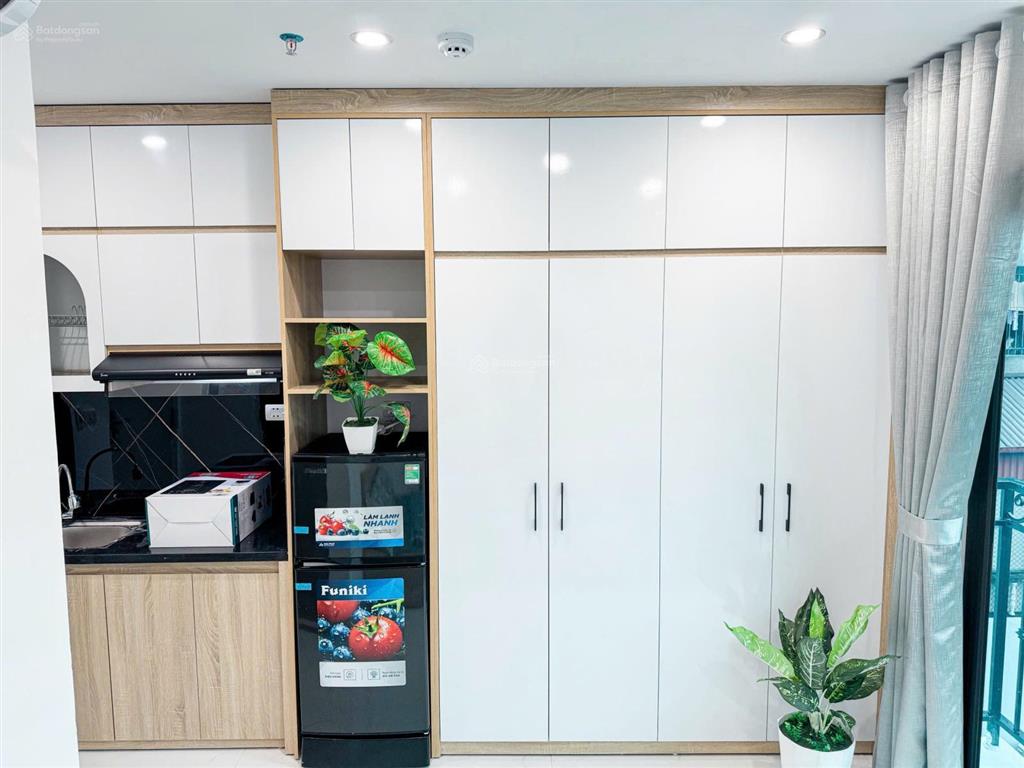 Bán tòa chdv trường chinh ngõ thông kd sát phố gần hv ngân hàng, sổ vuông 50m2*6t 9p kk, pccc đủ