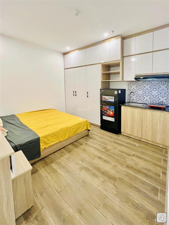 Bán tòa chdv trần đại nghĩa cực hiếm trung tâm bách kinh xây sát phố dt 800tr/năm, 62m2*7t tm, 17pn