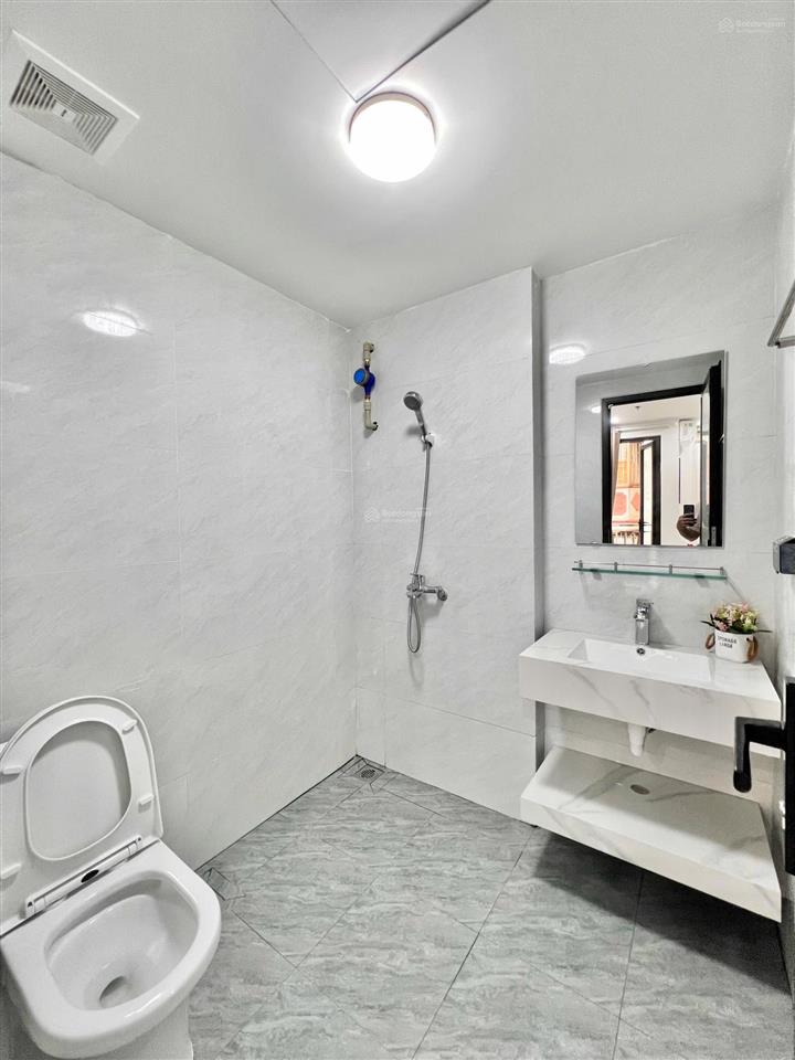 Bán tòa chdv thái thịnh thoáng trước sau 20m ra phố, ngõ thông kd gần đh công đoàn 50m2*6t 10p kk