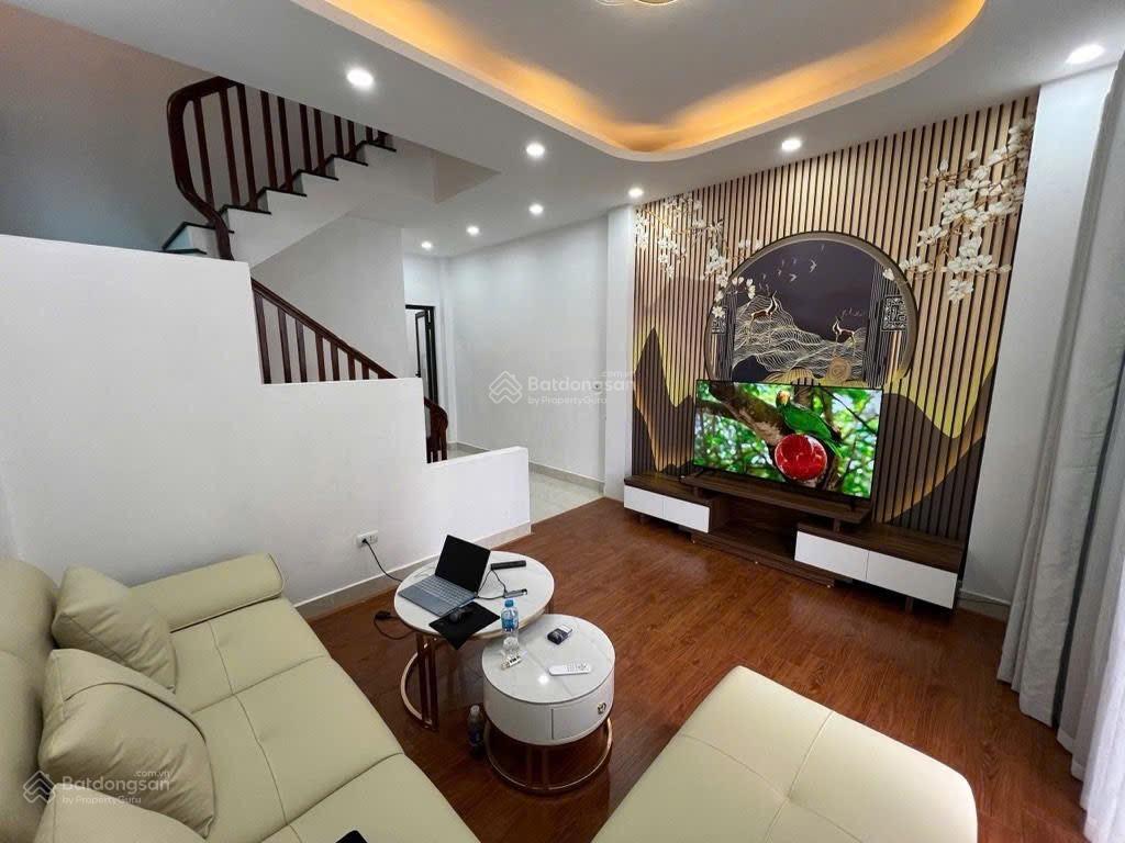 Bán nhà riêng tại tứ hiệp, 6,5 tỷ, 42 m2, 4pn, 3wc, 4 tầng