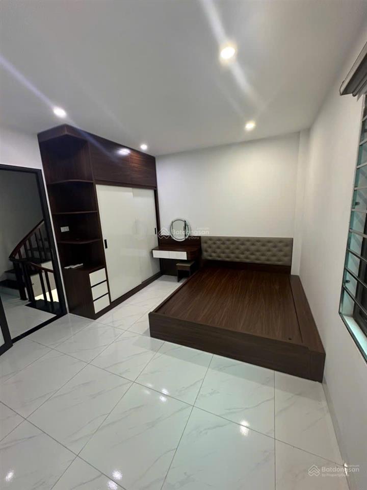 Bán nhà riêng tại ngọc hồi, 7,7 tỷ, 55m2, 4pn, 3wc, 5 tầng