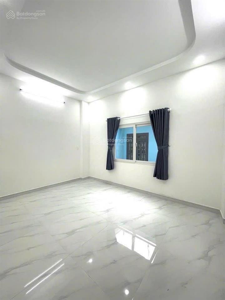 Cô nhàn đang định cư nước ngoài, bán căn nhà đang cho thuê đ đỗ nhuận, tân phú, dt 41,8m2, sổ hồng