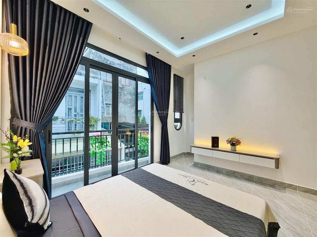 Chú ba đi định cư bên úc với con bán hết tài sản nhà hà huy giáp, quận 11, ngay chợ thạnh xuân