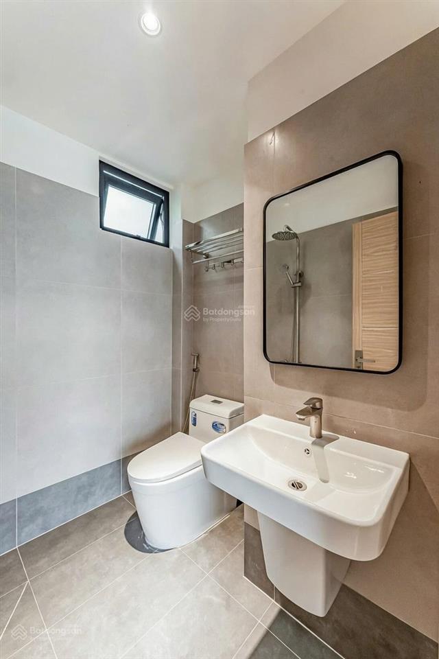 Studio ban công mới 100%, full nội thất gần đh tdt, rmit, sc vivocity quận 7.