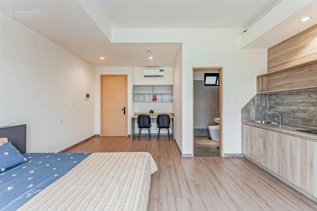 Studio ban công mới 100%, full nội thất gần đh tdt, rmit, sc vivocity quận 7.