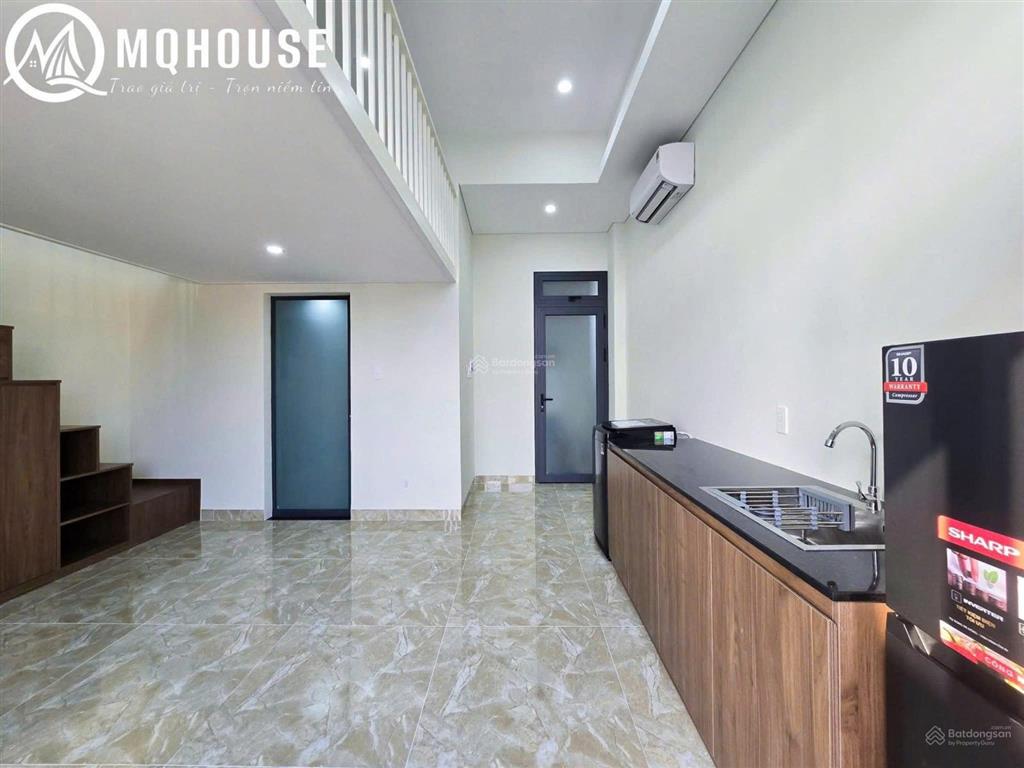 Duplex ban công rộng mới 100% full nội thất gần kcx quận 7
