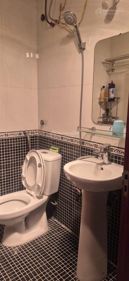 Căn chung cư westa  102 trần phú 2pn + 2wc. full nội thất giá cực tốt