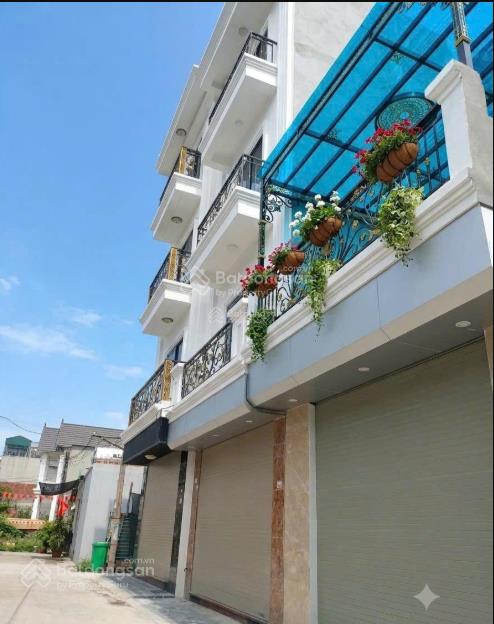 Bán nhà lô góc 5 tầng phượng đồng, phụng châu, chương mỹ giá tốt vị trí đẹp ở ngay