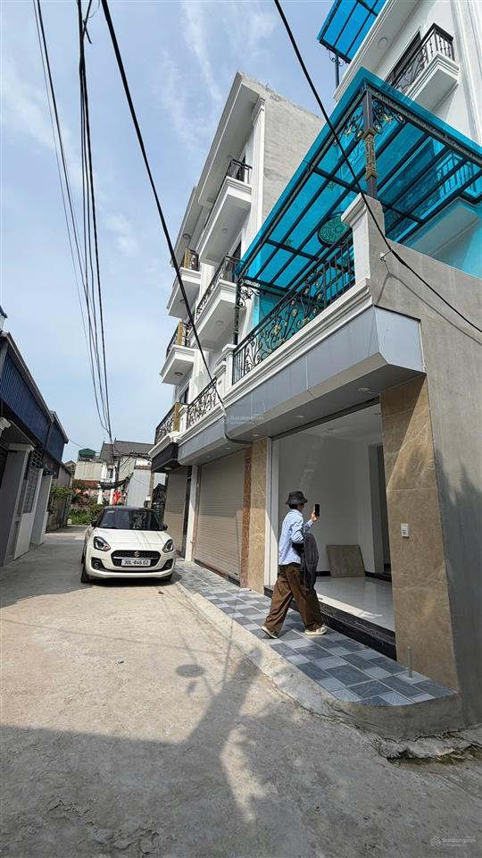 Bán nhà lô góc 5 tầng phượng đồng, phụng châu, chương mỹ giá tốt vị trí đẹp ở ngay