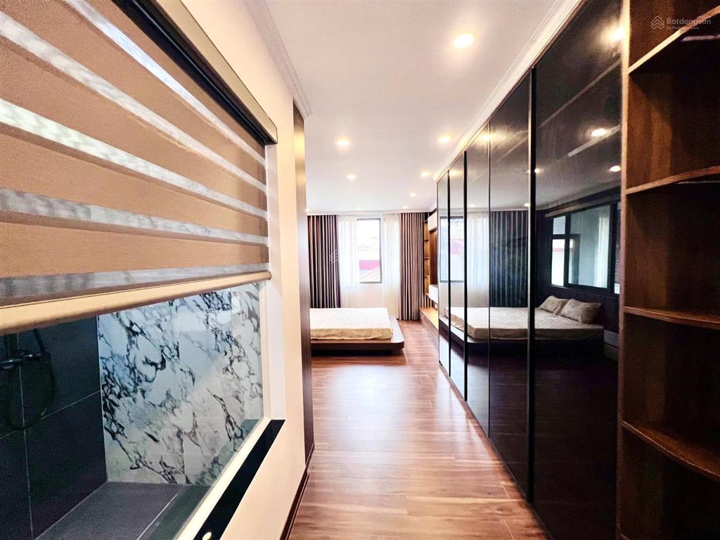 Siêu hiếm 6 tầng thang máy  p giảng võ  tặng full nội thất nhập khẩu.