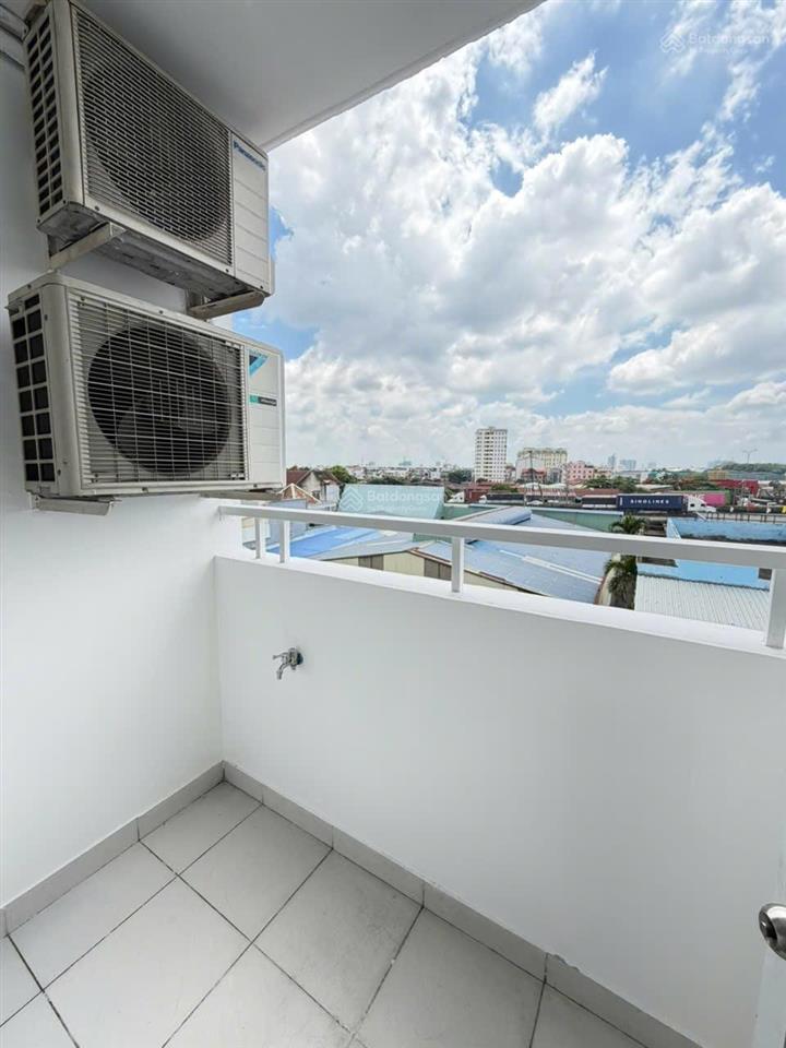 Bán gấp căn hộ 2pn, 2wc chung cư sen hồng  sổ hồng sẵn  giá chỉ từ 1,85 tỷ