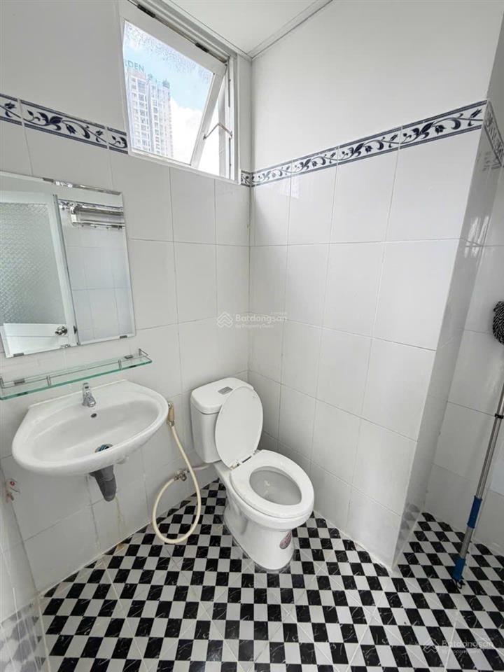 Bán gấp căn hộ 2pn, 2wc chung cư sen hồng  sổ hồng sẵn  giá chỉ từ 1,85 tỷ