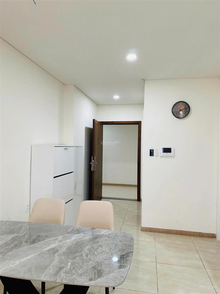 Cho thuê căn hộ monarchy, view sông hàn, full nội thất, giá chỉ 18 triệu