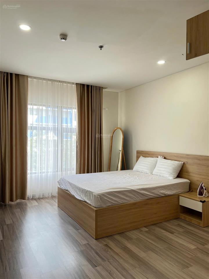 Cho thuê căn hộ monarchy 3pn, 2wc, 100m2 tại 535 trần hưng đạo, giá tốt