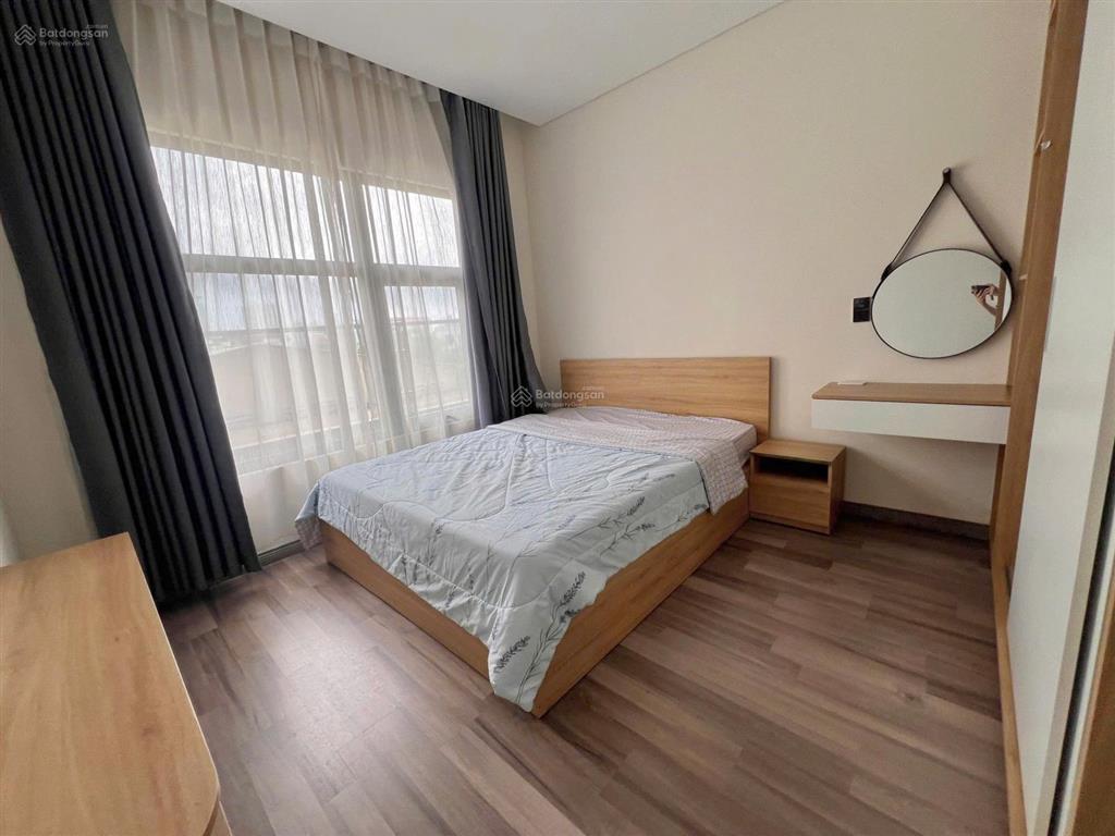 Cho thuê 2 phòng ngủ, 2wc, 70m2 tại monarchy giá tốt, full nội thất, vào ở ngay