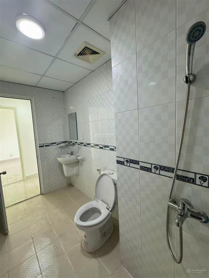 Bán căn hộ 55m2 chung cư 1050 phan chu trinh, bt 2pn + 2wc có thang máy. tầng cao  view thoáng mát