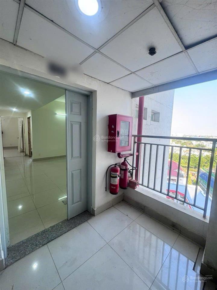 Bán căn góc 68m2 lô a chung cư 1050. ban công view trường bình hòa. tầng cao thoáng mát