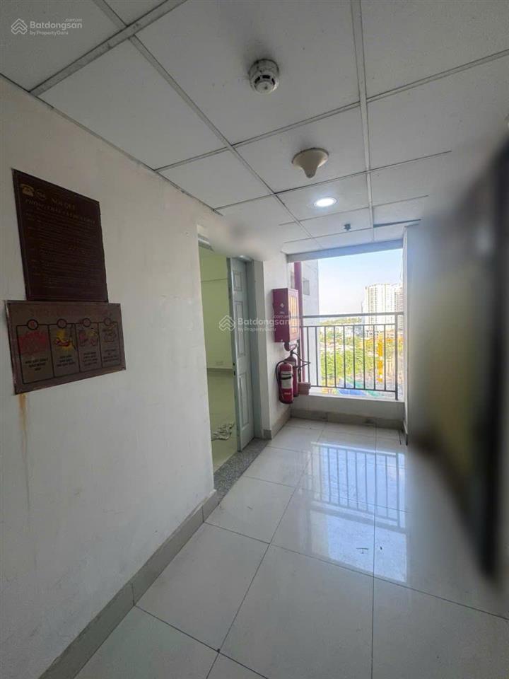 Bán căn góc 68m2 lô a chung cư 1050. ban công view trường bình hòa. tầng cao thoáng mát