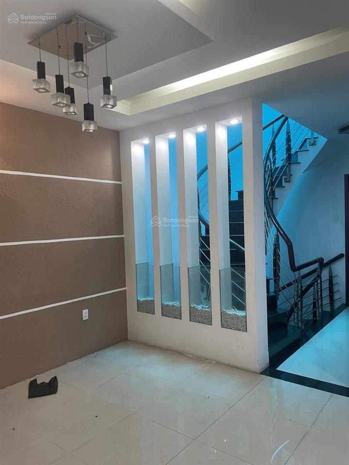 Giảm 500k. cho thuê nhà làm chdv, văn phòng, hẻm 247/ hà huy giáp, kdc nam long cầu vượt ngã tư ga