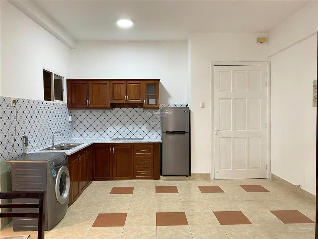 Cho thuê chung cư nguyễn ngọc phương, 2pn + 2wc, cách quận 1 cầu thị nghè, full nội thất