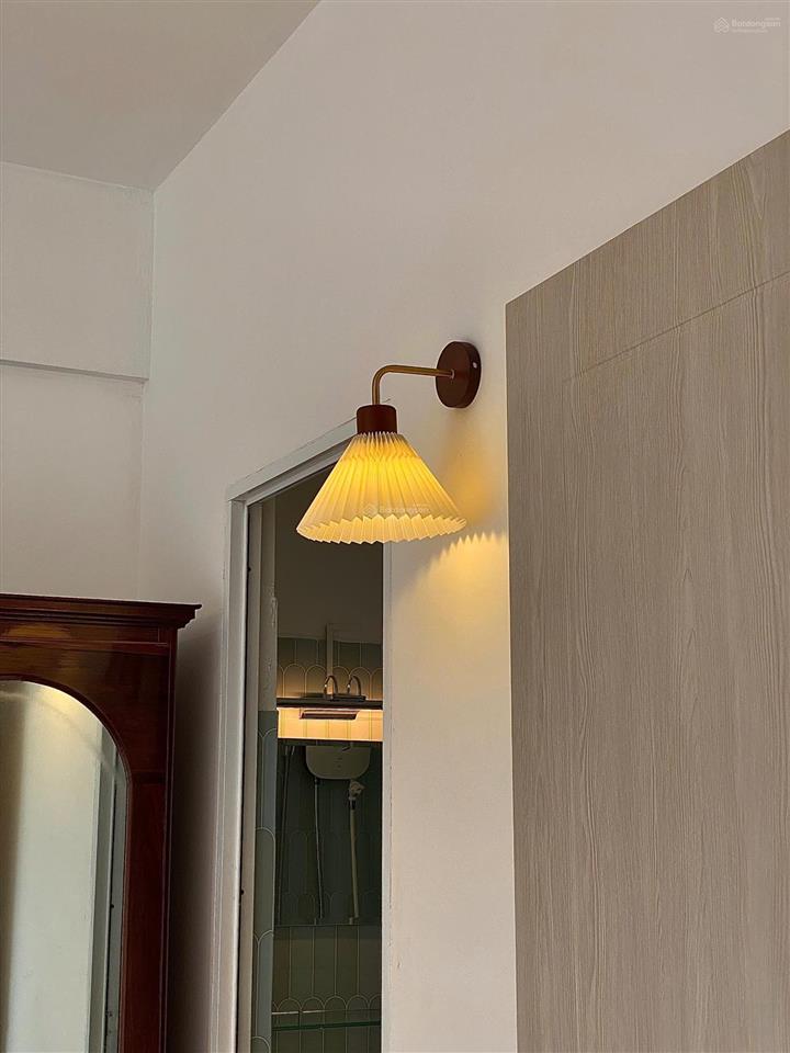 Cho thuê chung cư nguyễn ngọc phương, 2pn + 2wc, cách quận 1 cầu thị nghè, full nội thất