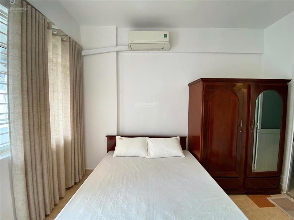 Cho thuê chung cư nguyễn ngọc phương, 2pn + 2wc, cách quận 1 cầu thị nghè, full nội thất