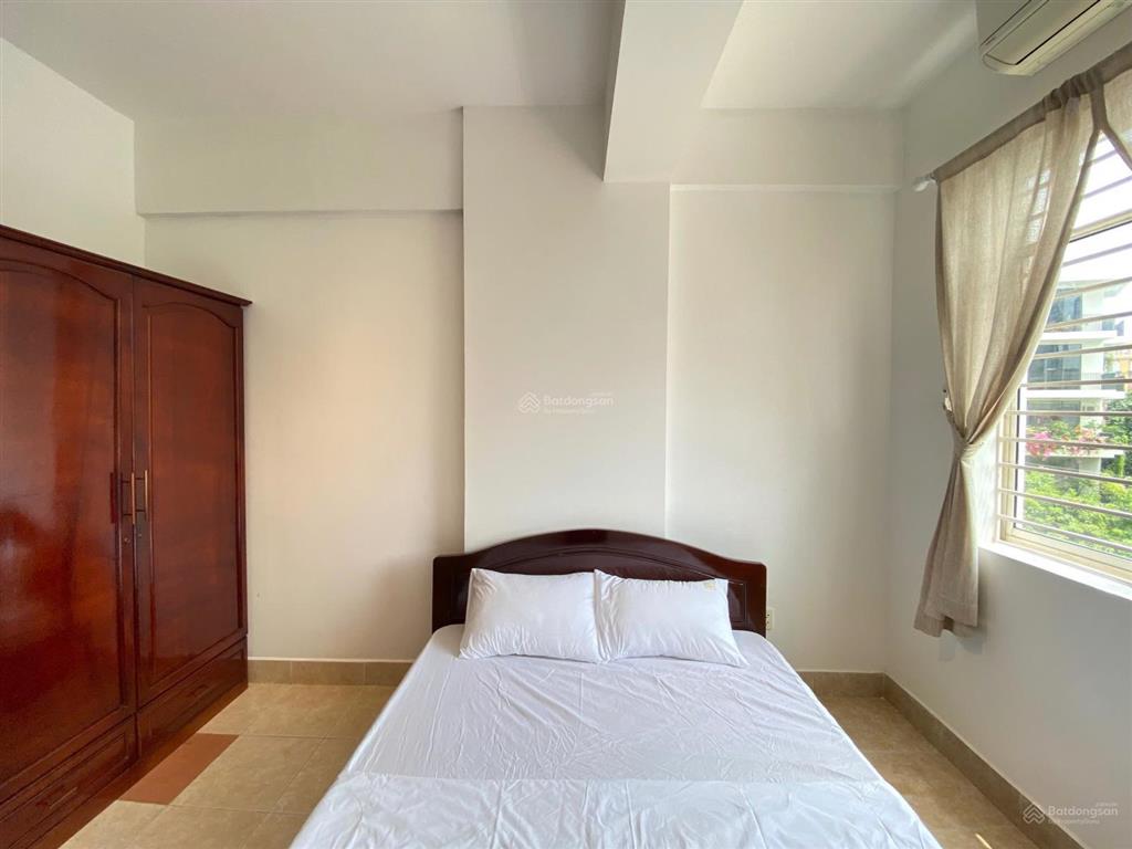 Cho thuê chung cư nguyễn ngọc phương, 2pn + 2wc, cách quận 1 cầu thị nghè, full nội thất