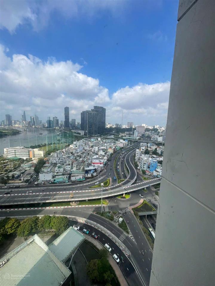 Căn hộ đầu tiên có sổ hồng. cc 90 riverside nguyễn hữu cảnh, dt 46m 1pn + 1wc, view sông sg