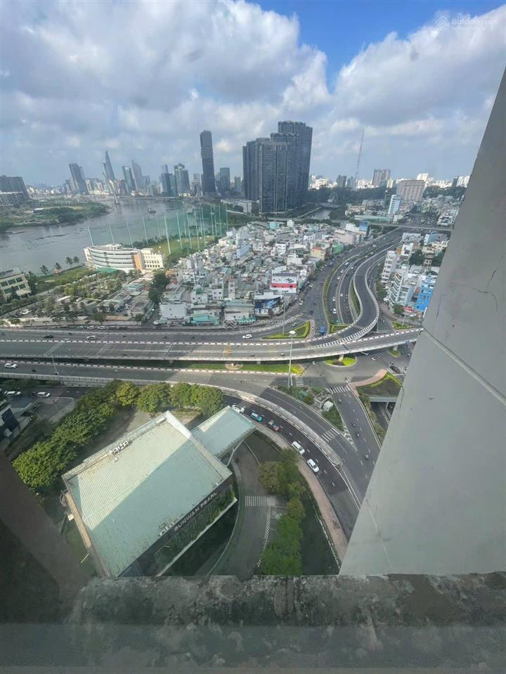 Căn hộ đầu tiên có sổ hồng. cc 90 riverside nguyễn hữu cảnh, dt 46m 1pn + 1wc, view sông sg