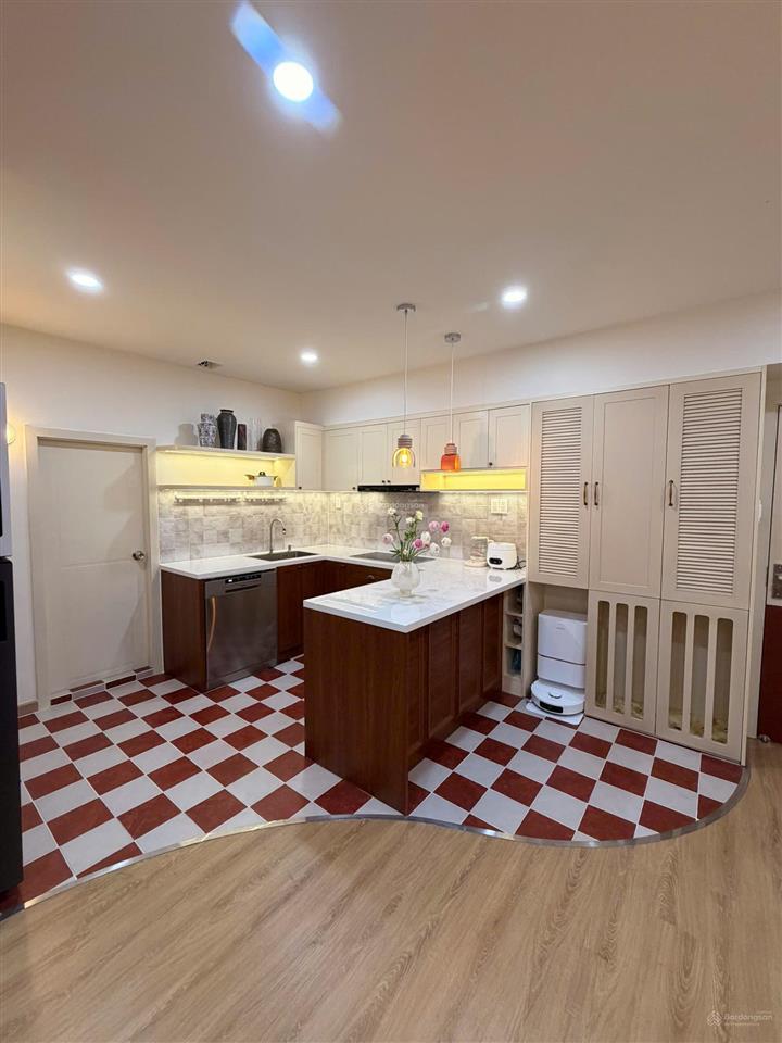 Tìm khách mua có cùng gu thẩm mỹ. căn hộ 54m loại 1pn + 1, full nội thất. chung cư miếu nổi