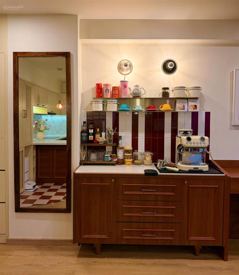 Tìm khách mua có cùng gu thẩm mỹ. căn hộ 54m loại 1pn + 1, full nội thất. chung cư miếu nổi