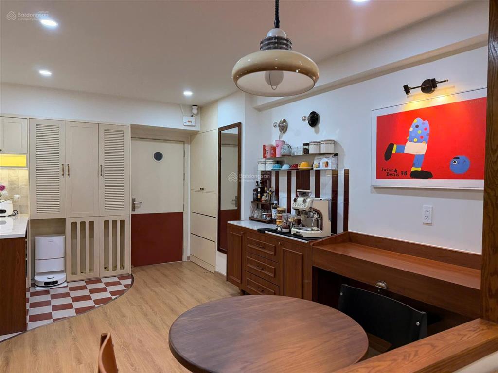 Tìm khách mua có cùng gu thẩm mỹ. căn hộ 54m loại 1pn + 1, full nội thất. chung cư miếu nổi