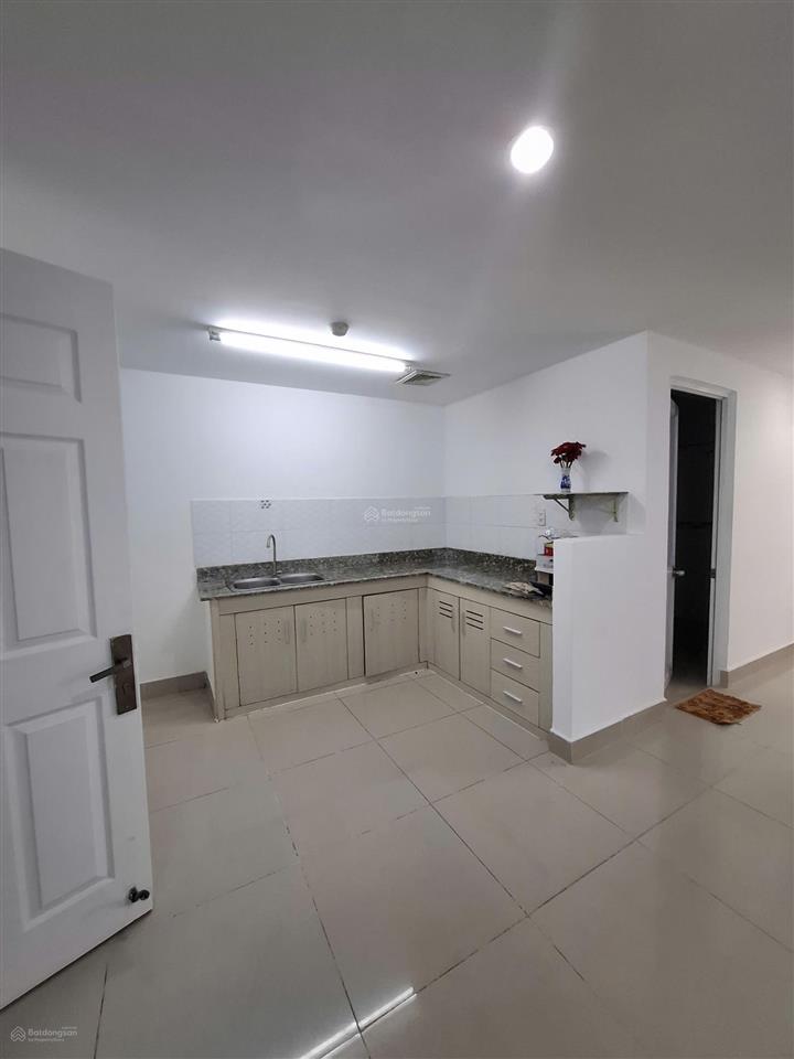 Giảm 100 triệu. bán căn hộ 61,5m2 đã có sổ hồng tại cc 1050 phan chu trinh. ban công view ngoại khu