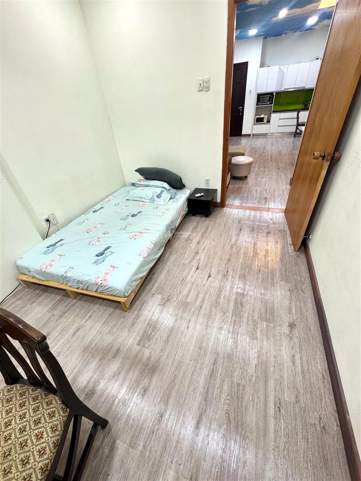 Giảm 500k. cho thuê căn hộ 68m có 2pn + 2wc, full nội thất  vào ở liền, cc 66 nguyễn ngọc phương