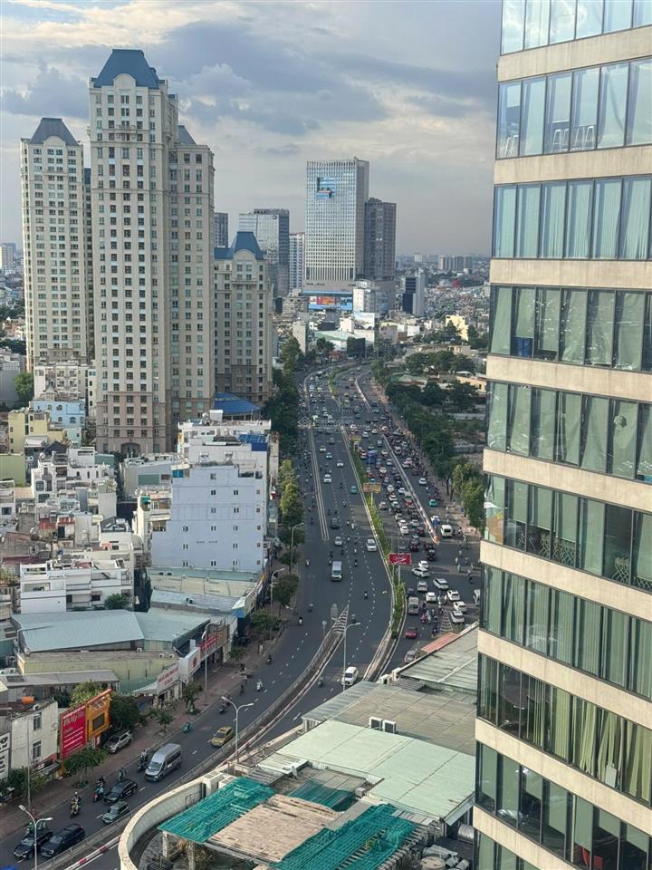 Căn hộ 40m tầng cao, ban công view opal  cực sịn. chung cư 90 riverside nguyễn hữu cảnh