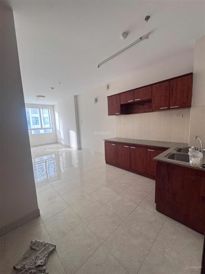 Căn hộ 40m tầng cao, ban công view opal  cực sịn. chung cư 90 riverside nguyễn hữu cảnh