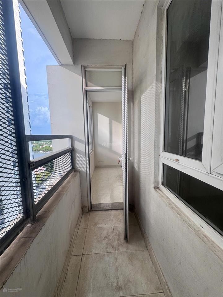 Căn hộ 40m tầng cao, ban công view opal  cực sịn. chung cư 90 riverside nguyễn hữu cảnh