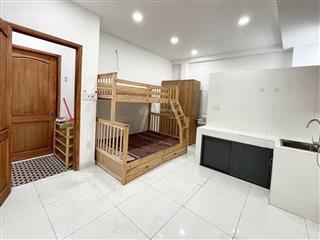 Dòng tiền gần 2tỷ/năm. chdv 220m2. 5tầng, thang máy. hẻm 5m thống nhất, p16, gò vấp. chỉ 36tỷ5.