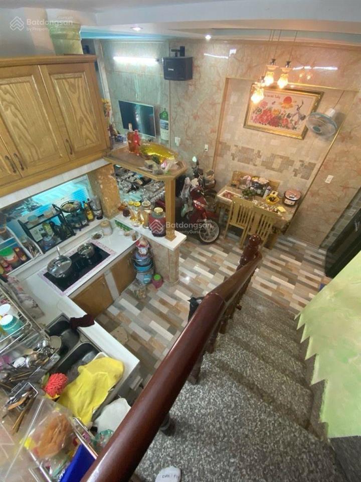 Hẻm xe hơi dương quảng hàm, p5, gò vấp. 6x22m. 2 tầng. chỉ 13tỷ5. gpxd mới 5 tầng.
vị trí đắc địa