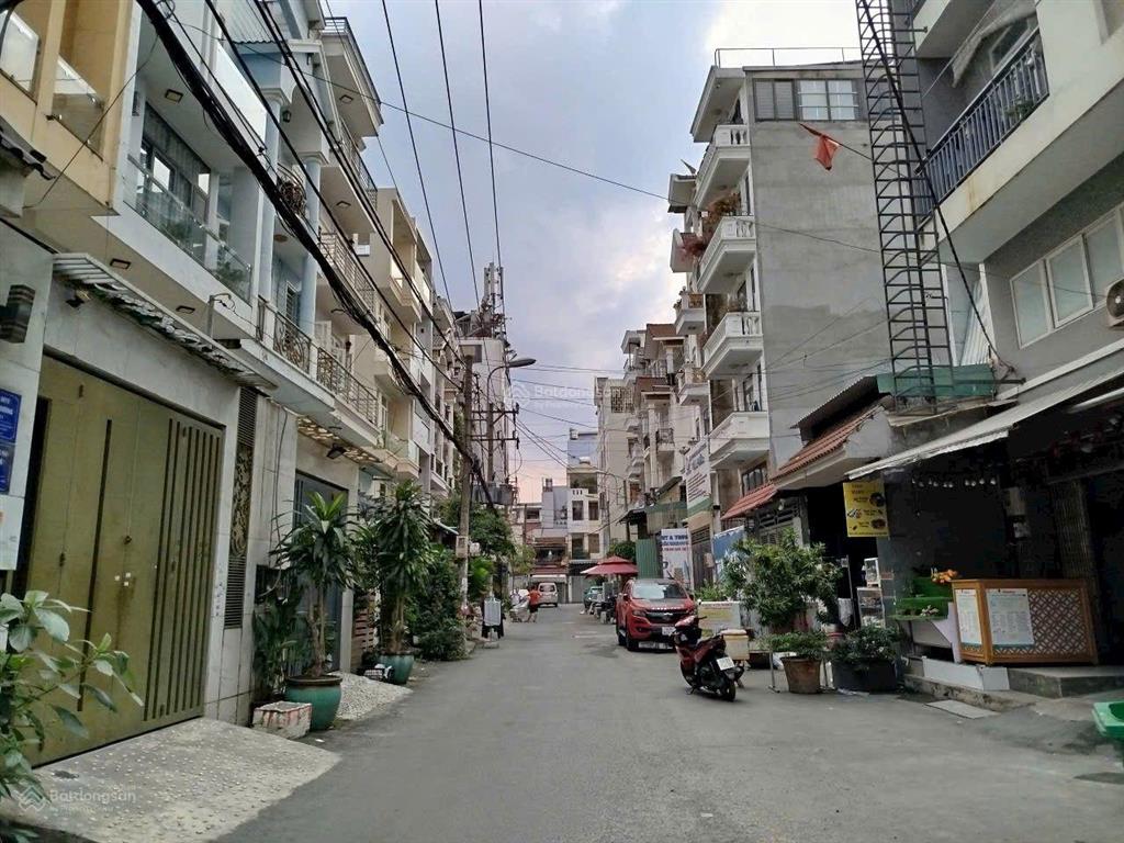 Hẻm xe hơi dương quảng hàm, p5, gò vấp. 6x22m. 2 tầng. chỉ 13tỷ5. gpxd mới 5 tầng.
vị trí đắc địa