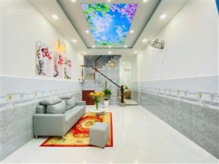 Nhà 53m2(4x13m), 2 tầng. 3pn. đường phạm văn chiêu, p16, gò vấp. chỉ 5tỷ4.
gần nhà văn hoá thể thao