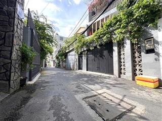 Bán nhà 4 tầng, 81m2(4x21,5m). chỉ hơn 8tỷ. hxh 5m thông sát mặt tiền đs14, quang trung p8 gò vấp.