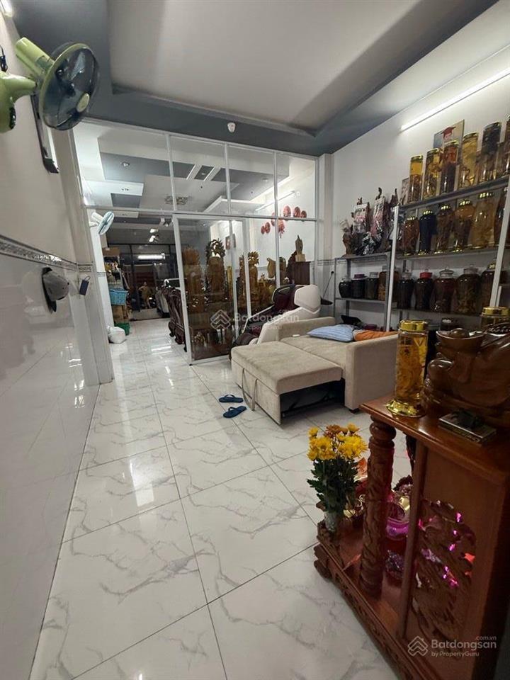 Bán nhà mặt tiền nguyễn duy cung, p12 gò vấp. 4x25m. nở hậu. 2 tầng. 3pn. chỉ 11 tỷ.
gần emart