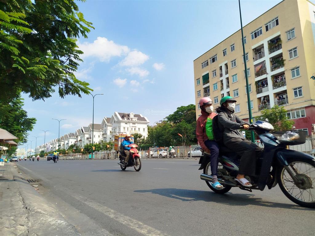 Bán nhà hxh sau căn mt dương quảng hàm, p5, gò vấp. 218m(7,8x27m. nở hậu 8,6m). 2 tầng. chỉ 18tỷ.
